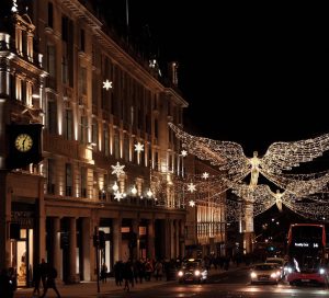 christmas lights in london photo credit @agatha.infnet via twenty20